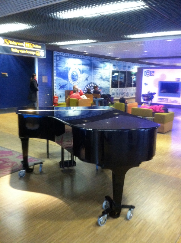 airport lounge with piano
